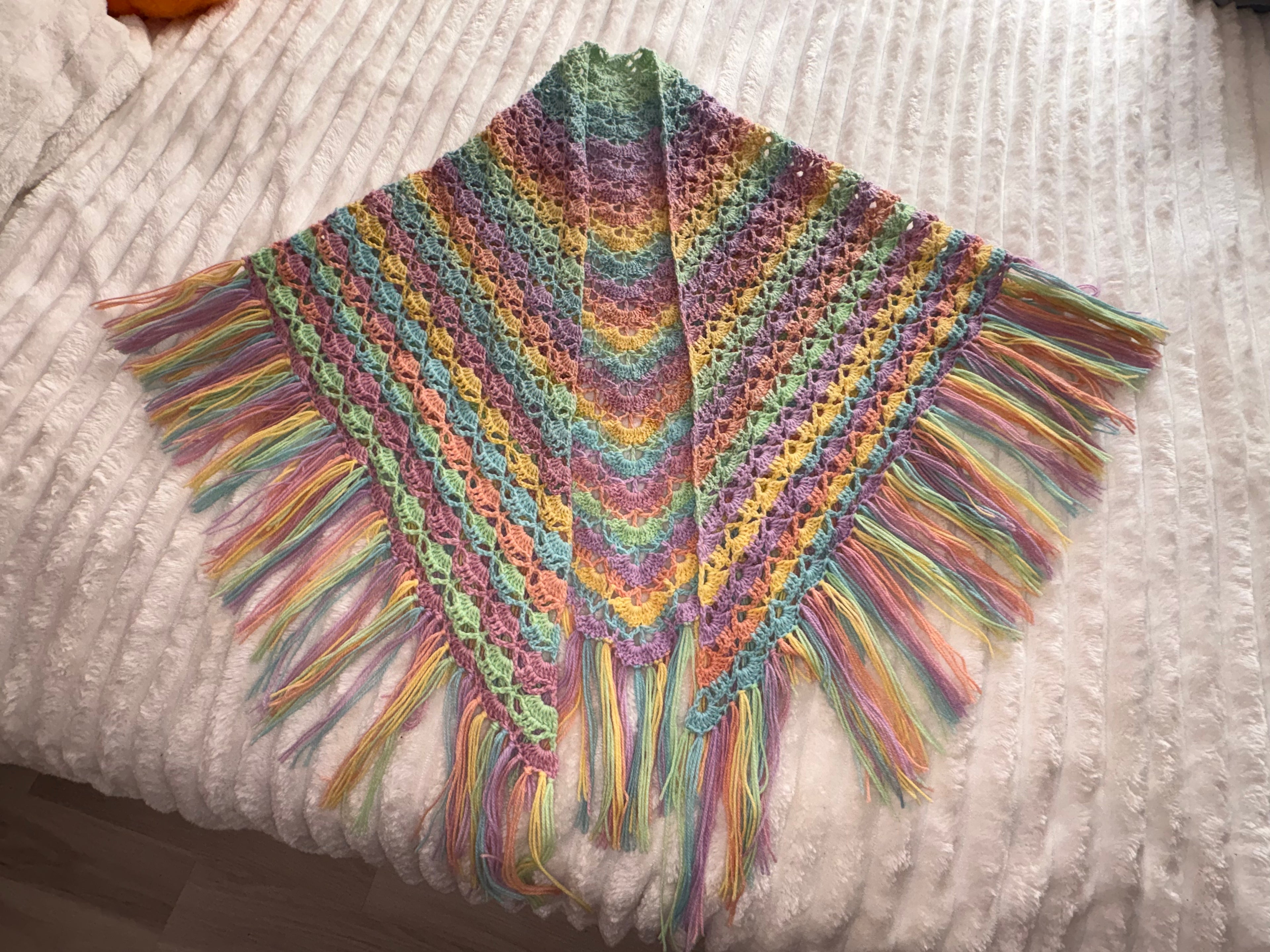 🌈 Châle Rainbow - Fait main au crochet