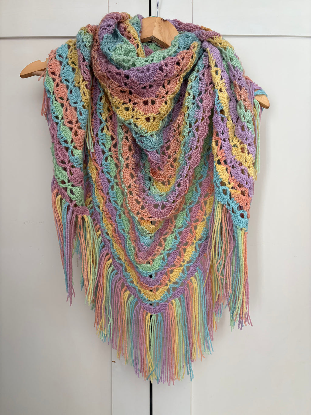 🌈 Châle Rainbow - Fait main au crochet