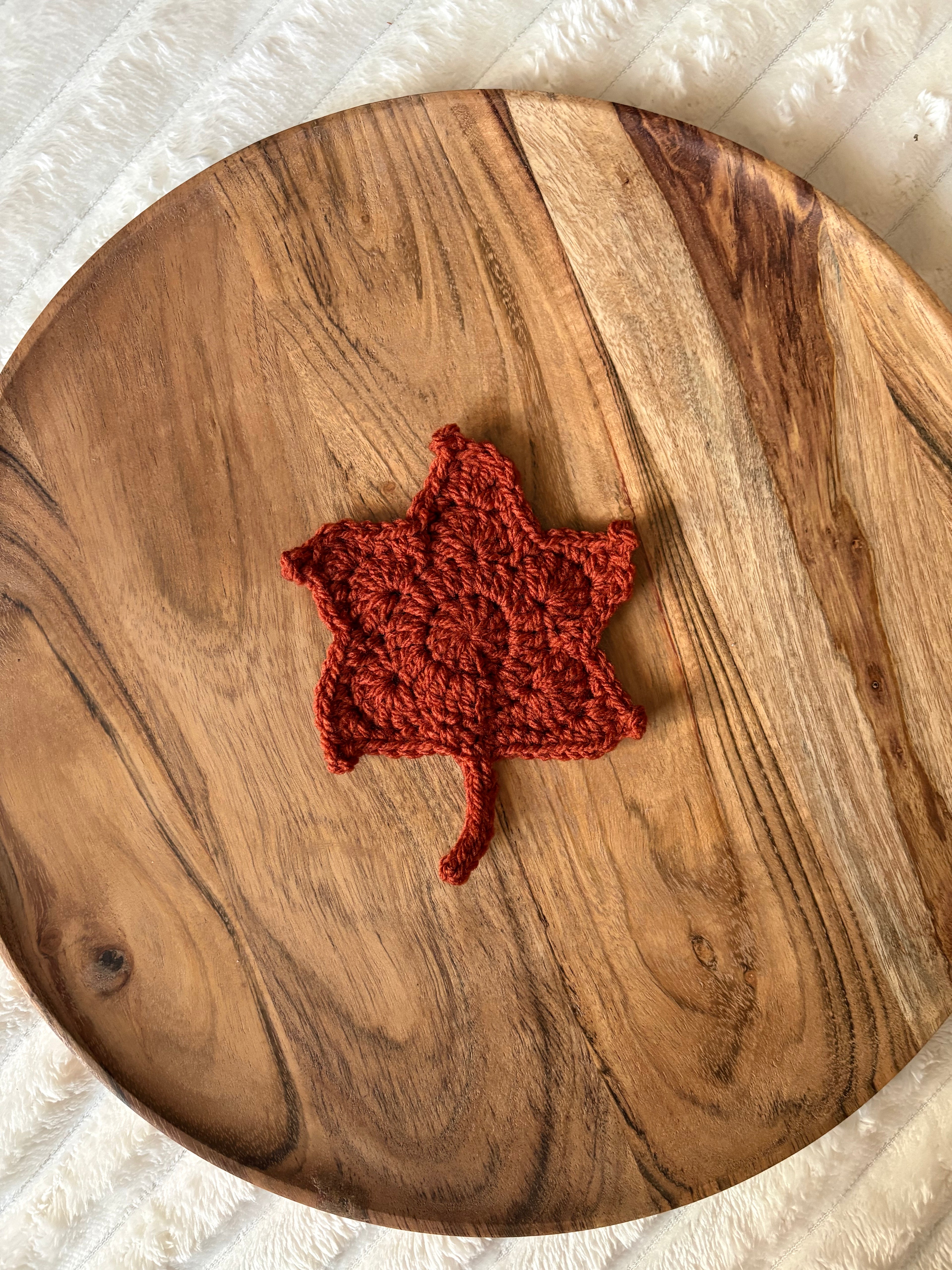 🍁 Grande Feuille décorative - Fait main au crochet
