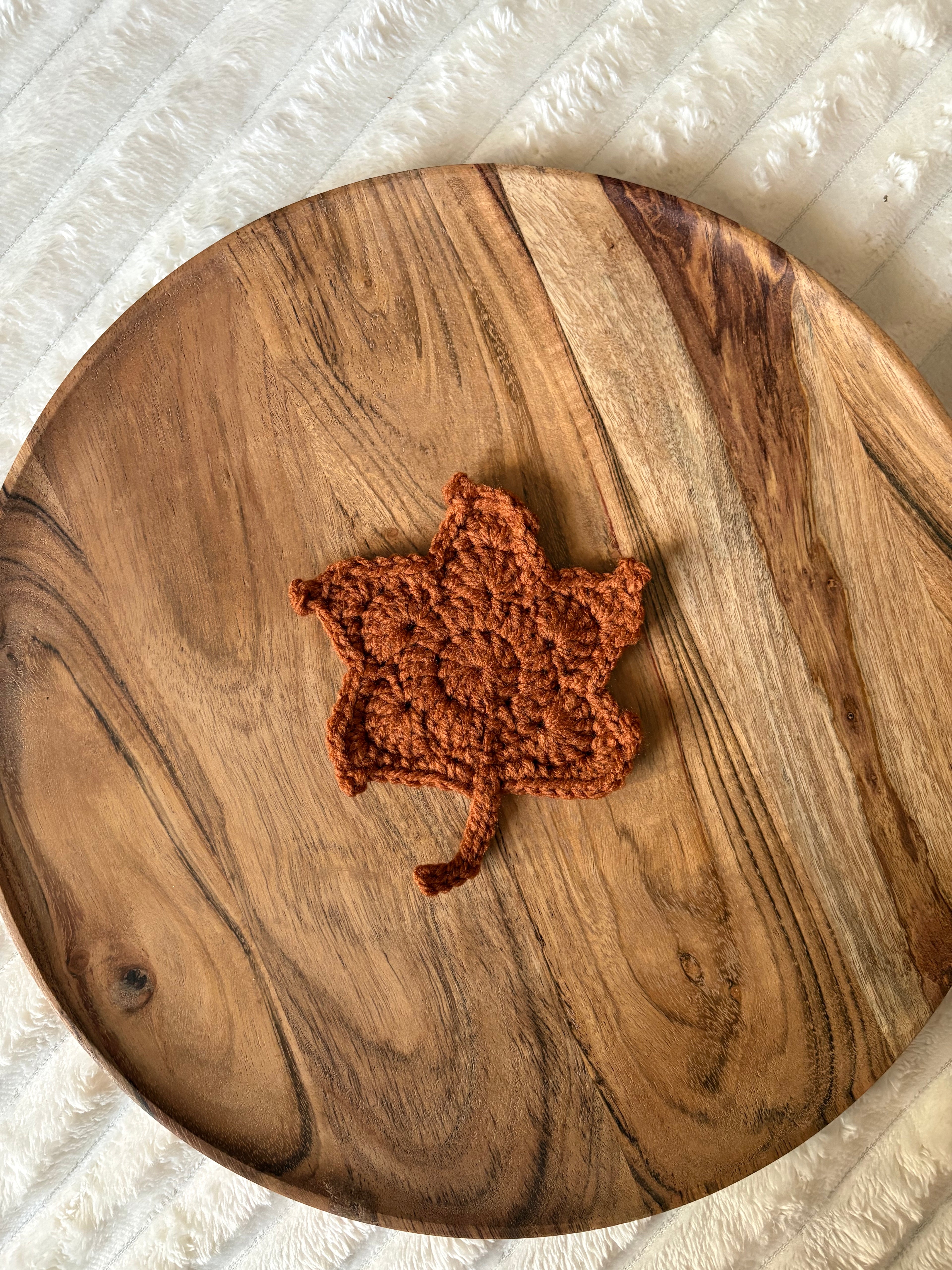 🍁 Grande Feuille décorative - Fait main au crochet