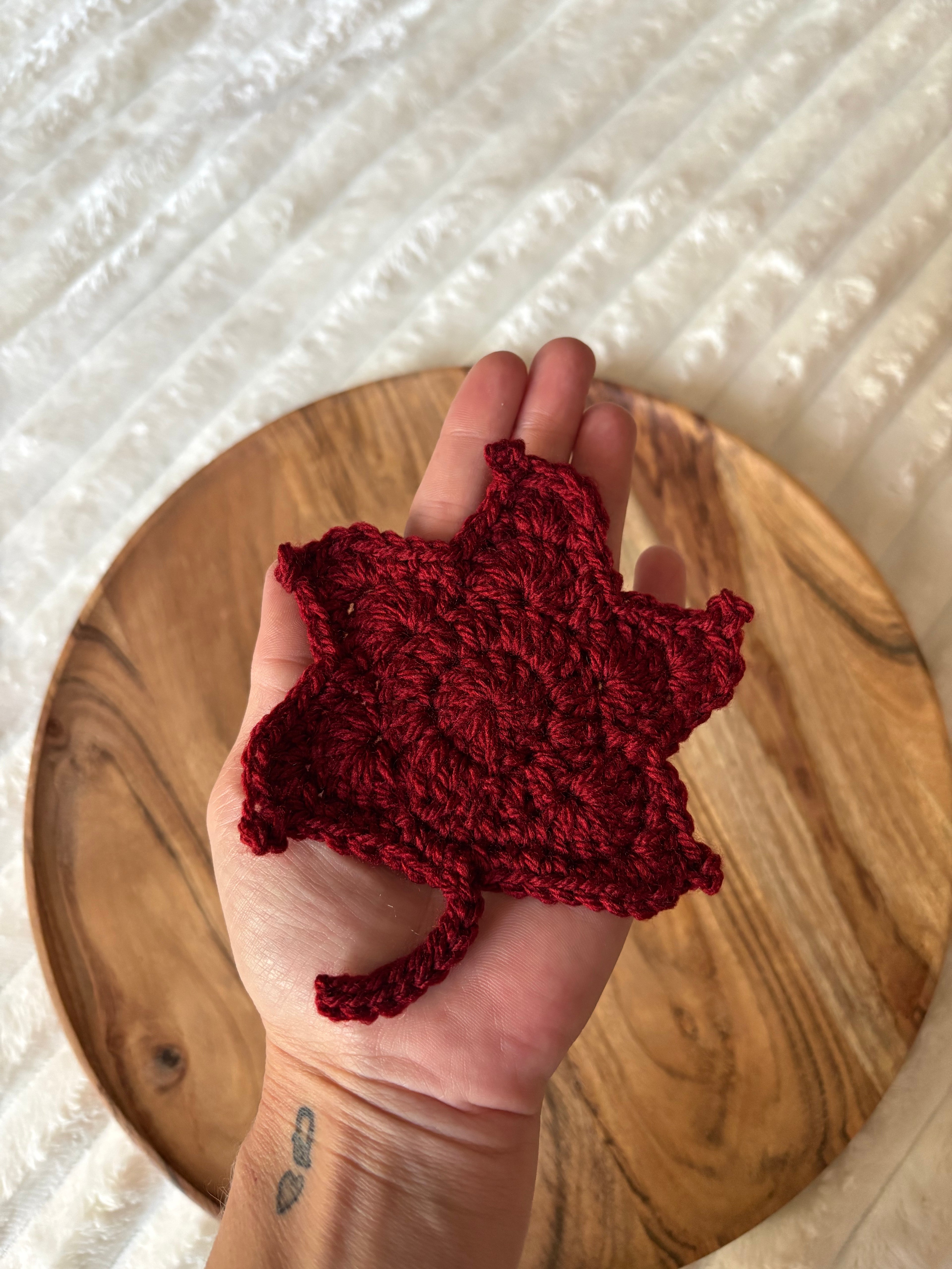 🍁 Grande Feuille décorative - Fait main au crochet